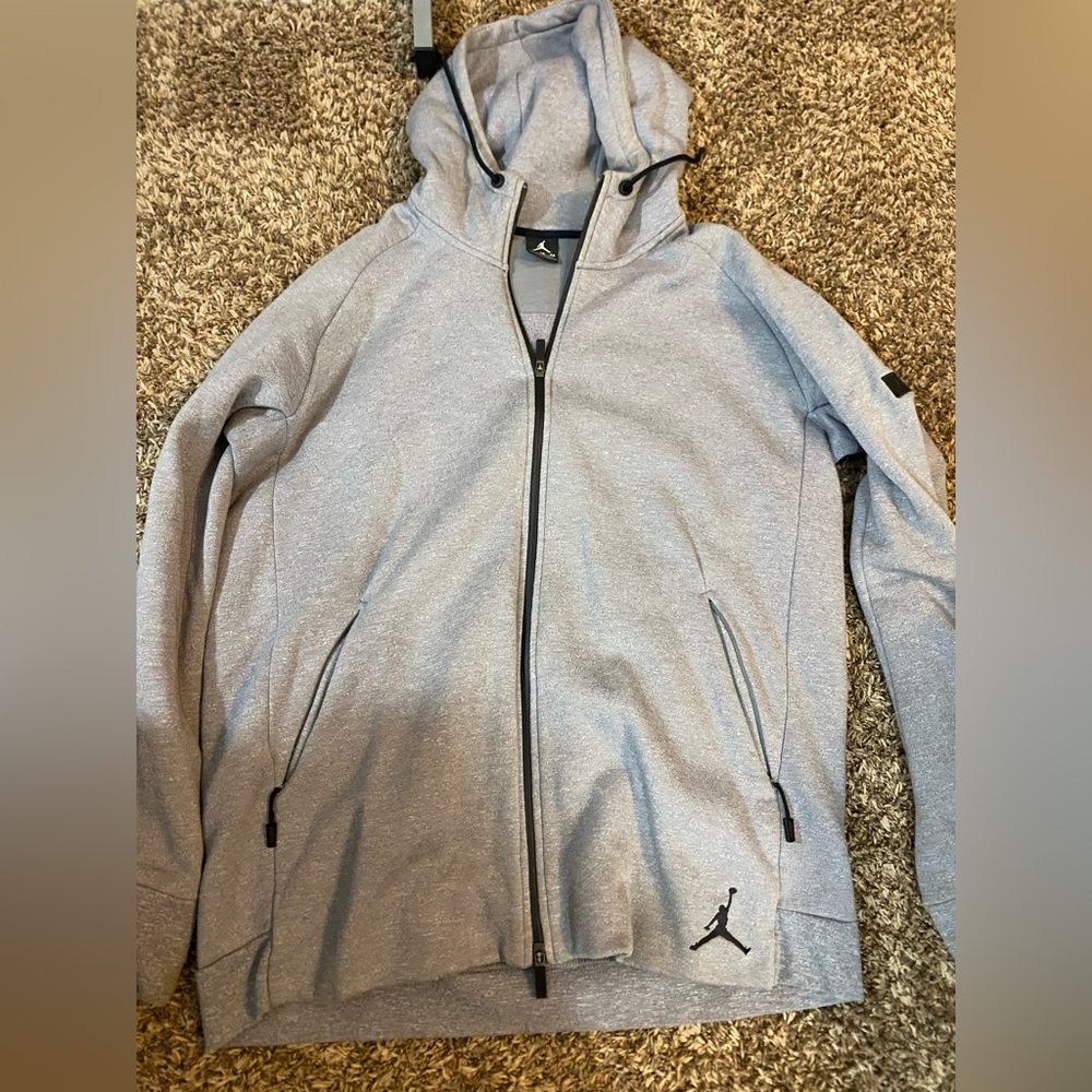 GREY JORDN HOODIE